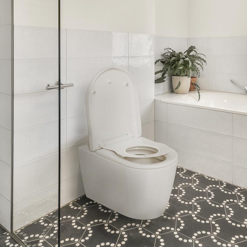 TODOT Abattant WC Familial Forme en D, Lunette de Toilette avec Siège Enfant Magnétique, Frein de Chute et Charnière Réglable, Siège de Toilette pour Adultes et Enfants, Démontage Rapide — vignette 7